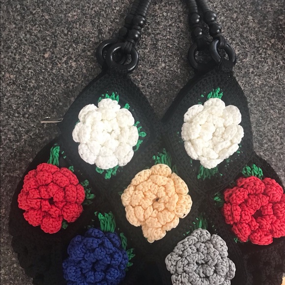 Crocheted Flowered Purse - Picture 3 of 5